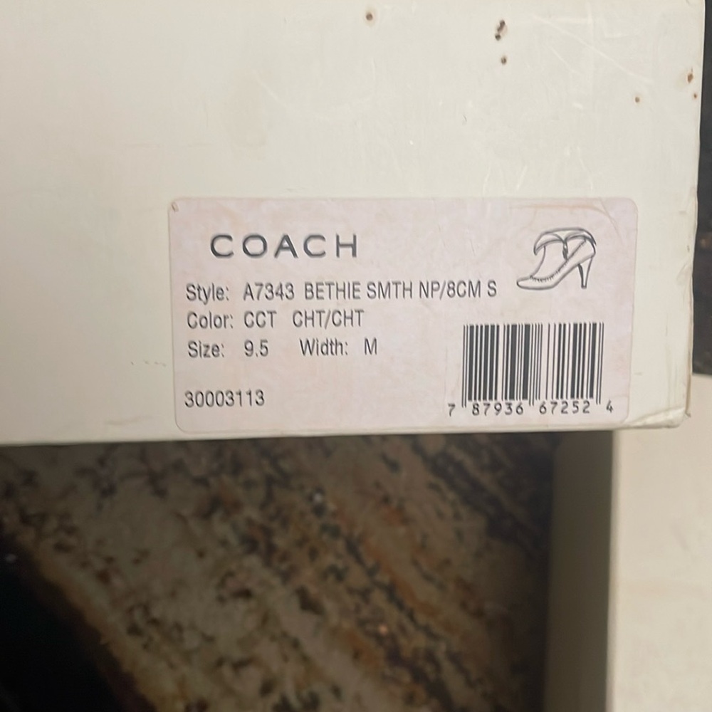Coach boots 9.5M - Picture 2 of 5
